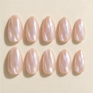 Concept preview of the The Wedding Guest press-on nail set